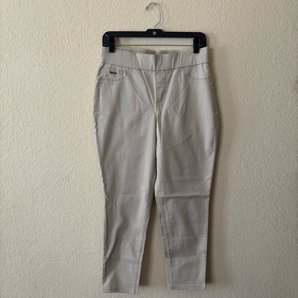 Nine West Heidi Pull on Crop Size 6 NEW - Picture 2 of 11